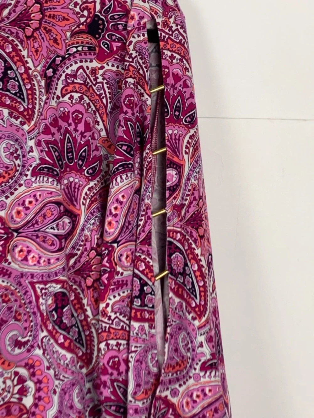 Michael Kors Women’s Top Pink Paisley V Neck Split Sleeve Gold Hardware